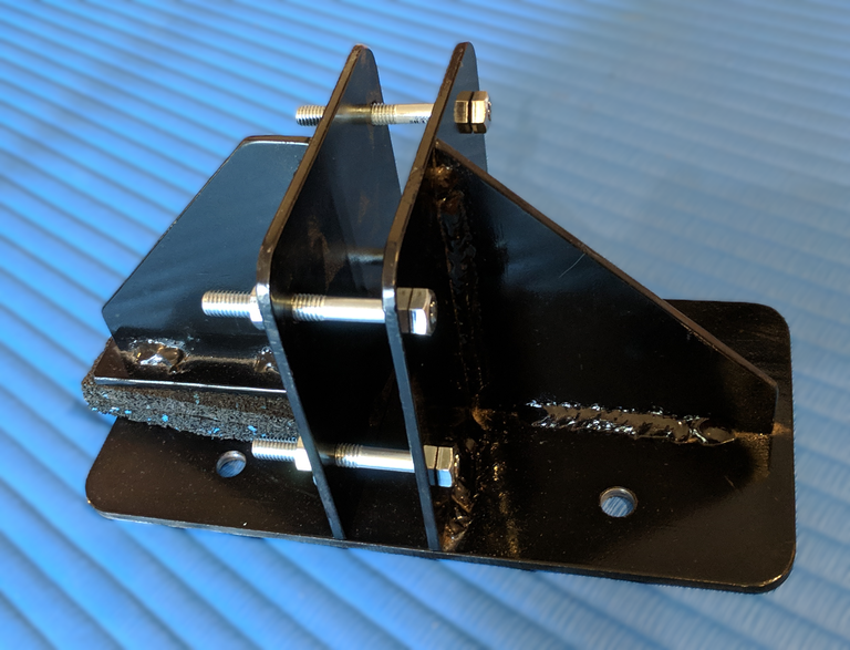 makiwara metal stand
