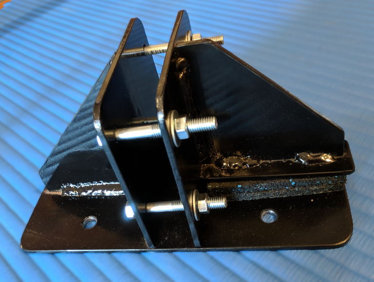 makiwara metal stand